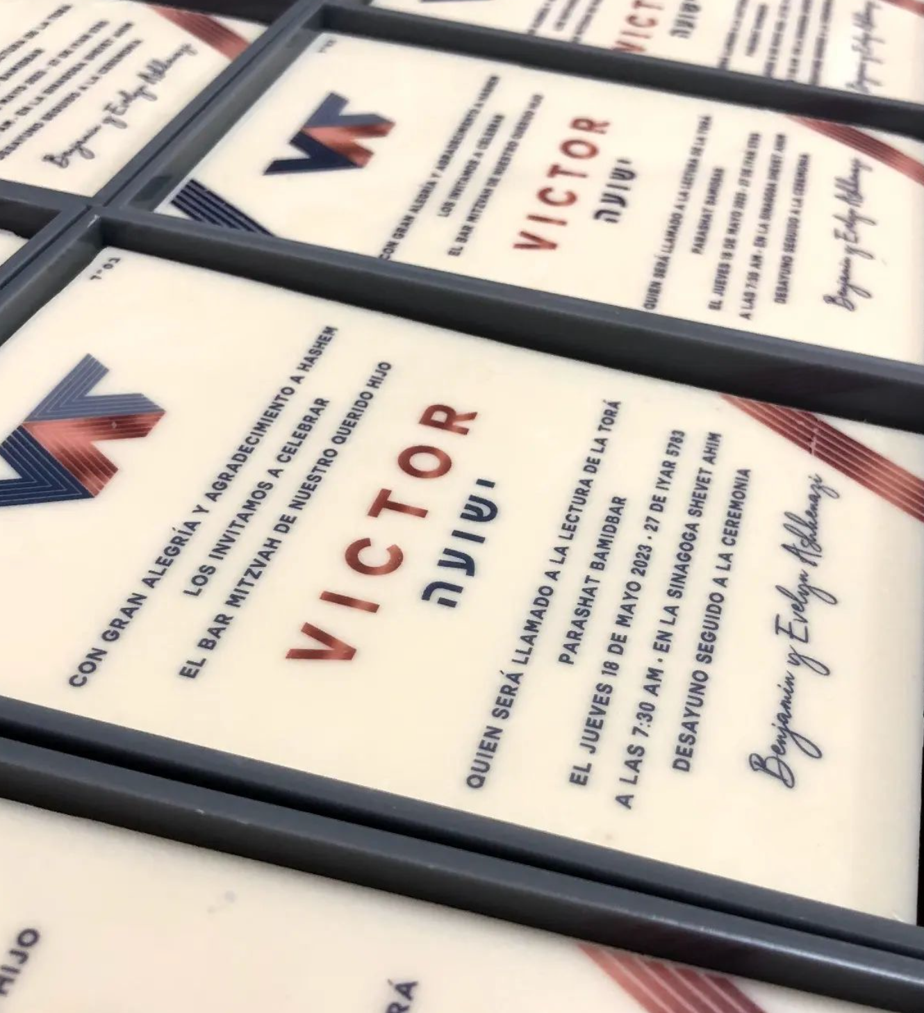 Barras de Chocolate Blanco con caja acrílica